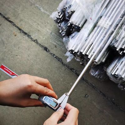 Giá tốt. Ống thép không gỉ 304 316L 410 420 201 trực tuyến