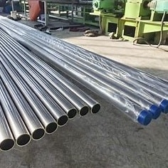 Ống thép không gỉ liền mạch cán nóng được đánh bóng 304 430 2b BA cho công nghiệp nhẹ