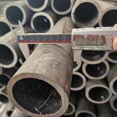 Vòng tròn phần rỗng ống thép cán nóng kết thúc màu đen cho sức mạnh vượt trội