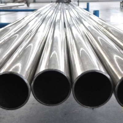 Ống thép liền mạch có đường kính nhỏ DIN 17175 15Mo3 13CrMo44 12CrMo195 ASTM A213 T11 T12